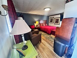 Chesterfield Hotel by OYO Hwy 9