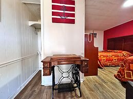 Chesterfield Hotel by OYO Hwy 9