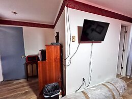 Chesterfield Hotel by OYO Hwy 9