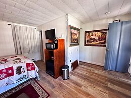 Chesterfield Hotel by OYO Hwy 9
