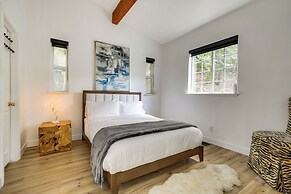 Lake Arrowhead Hideaway w/ Forest-view Deck