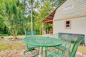 Creek Access, Fire Pit & Grill: Summerville Studio
