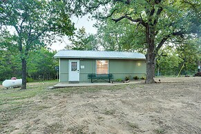 Cabin w/ Hot Tub in Valley View: Pets Welcome!