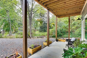 6 Mi to Downtown: Apt w/ Fire Pit in Chattanooga!