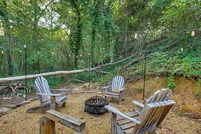 6 Mi to Downtown: Apt w/ Fire Pit in Chattanooga!