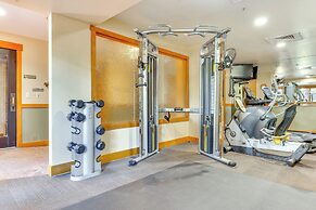 Walk to Lifts: Dillon Ski Condo in Keystone Resort