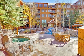 Walk to Lifts: Dillon Ski Condo in Keystone Resort