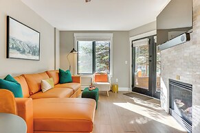 Walk to Lifts: Dillon Ski Condo in Keystone Resort