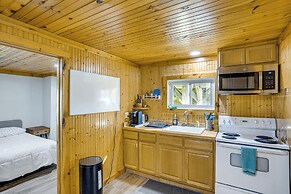 Retreat w/ Deck & Grill: 1 Mi to Hunter Mtn Resort