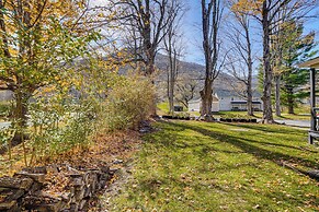 Retreat w/ Deck & Grill: 1 Mi to Hunter Mtn Resort