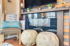 Tiny Home in Flat Rock: Easy Access to I-26!