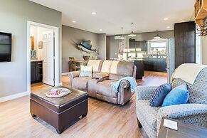 Lakefront Gem: Grills & Fire Pit in Dent