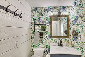 Family Home w/ Games & Fenced Yard in South Ogden