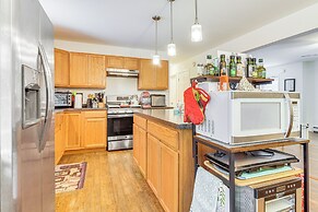 Near Skiing: Serene Harrison Retreat w/ Fire Pit