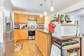 Near Skiing: Serene Harrison Retreat w/ Fire Pit