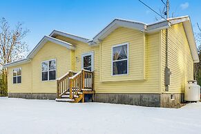 Near Skiing: Serene Harrison Retreat w/ Fire Pit