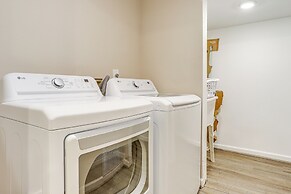 Home w/ Grill & Games - 17 Mi to Lakepointe Sports