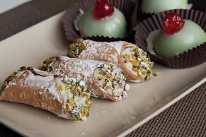 Toscano Palace Luxury Rooms Catania