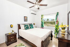 Chalk Sound Jungle Oasis Apartments