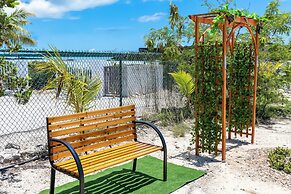 Chalk Sound Jungle Oasis Apartments