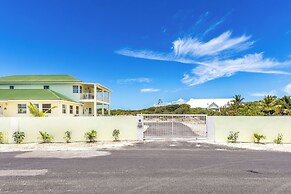 Chalk Sound Jungle Oasis Apartments