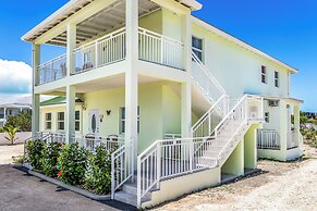 Chalk Sound Jungle Oasis Apartments