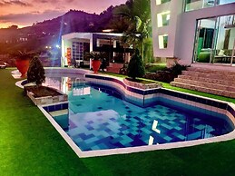 Hotel y Termales Castillo del Lago