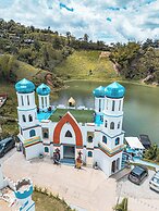 Hotel y Termales Castillo del Lago