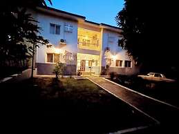 GHS APARTMENT LTD