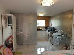 11 of 43 woodward road mount albert