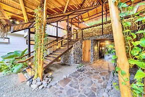 Conga Boutique Hotel