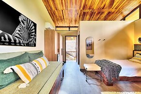 Conga Boutique Hotel