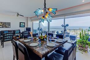 Península Beachfront Residences