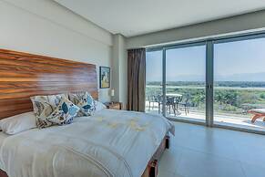 Península Beachfront Residences