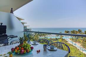 Península Beachfront Residences