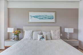 Península Beachfront Residences