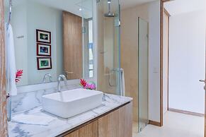 Península Beachfront Residences