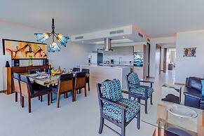 Península Beachfront Residences