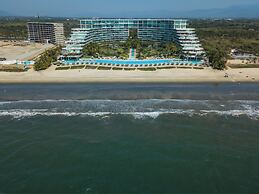 Península Beachfront Residences