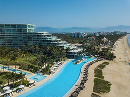 Península Beachfront Residences