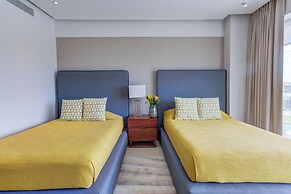 Península Beachfront Residences