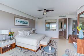 Península Beachfront Residences