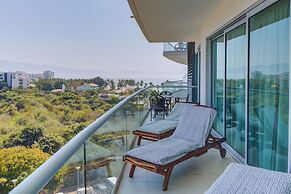 Península Beachfront Residences