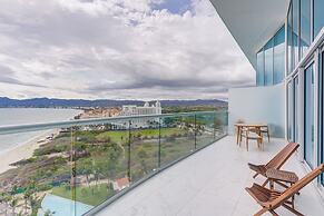 Marítima Beachfront Playa Flamingos