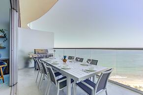 Marítima Beachfront Playa Flamingos