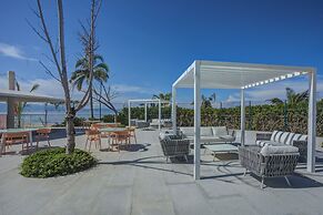 Marítima Beachfront Playa Flamingos