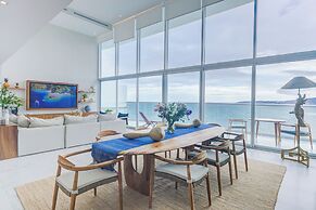 Marítima Beachfront Playa Flamingos