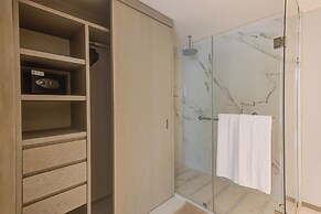 Marítima Beachfront Playa Flamingos