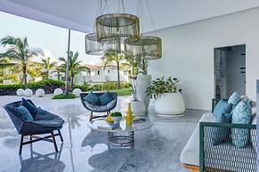 Marítima Beachfront Playa Flamingos