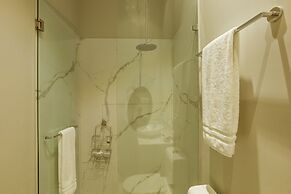 Marítima Beachfront Playa Flamingos